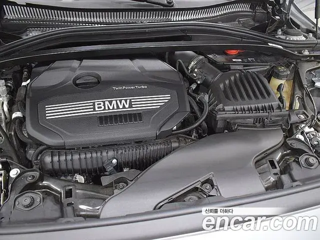 BMW 1 Series 2022 — ფოტო 5/20