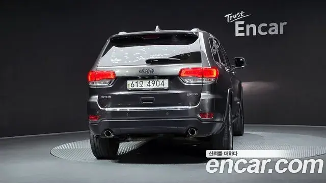Jeep Grand Cherokee 2018 — Şəkil 1/20