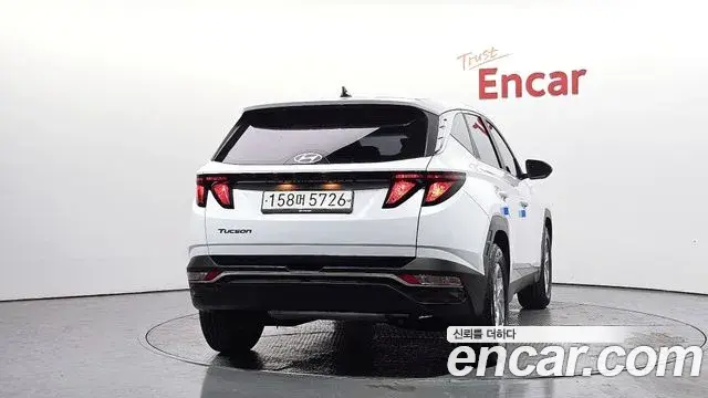 Hyundai Tucson Hybrid 2021 — ფოტო 19/20