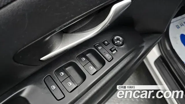Hyundai Tucson Hybrid 2021 — ფოტო 17/20