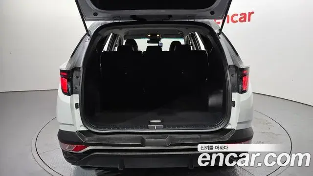 Hyundai Tucson Hybrid 2021 — ფოტო 20/20
