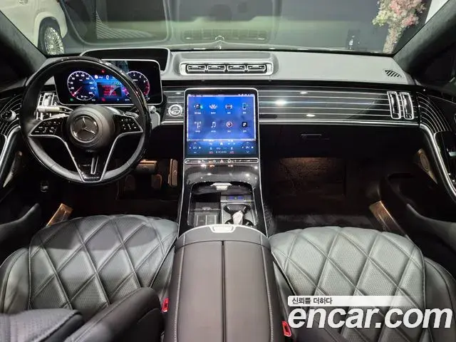 Mercedes-Benz S-Class 2025 — Фото 6/20