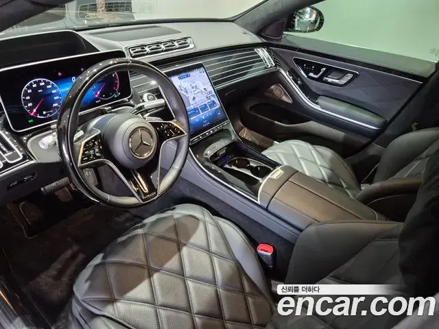 Mercedes-Benz S-Class 2025 — Фото 18/20