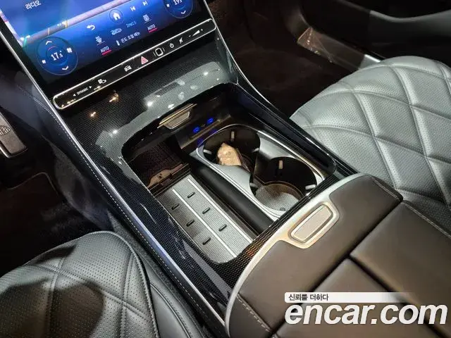 Mercedes-Benz S-Class 2025 — Фото 19/20