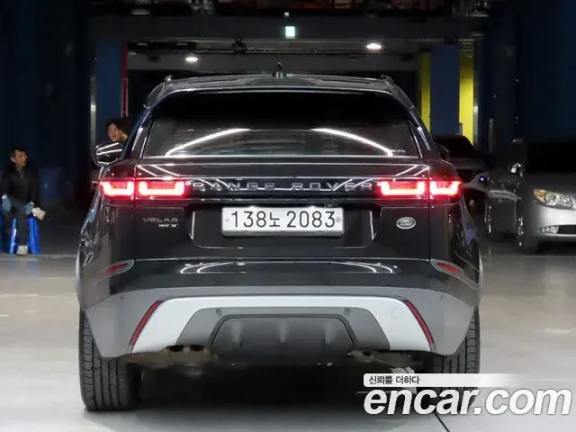Land Rover Range Rover Velar 2019 — Photo 3/20