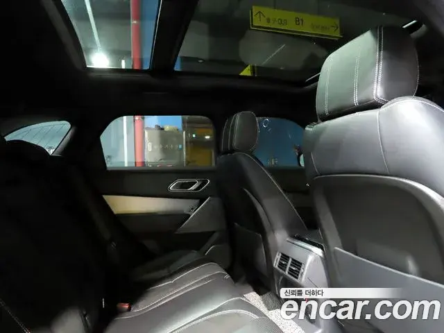Land Rover Range Rover Velar 2019 — Photo 15/20
