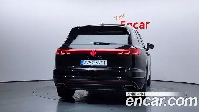 Volkswagen Touareg 2025 — Şəkil 20/20