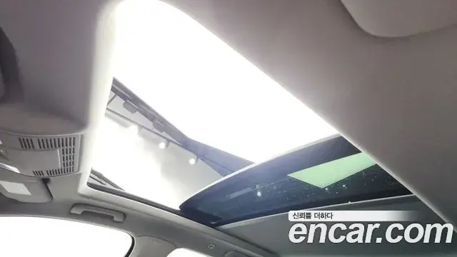 Volkswagen Touareg 2025 — Şəkil 14/20