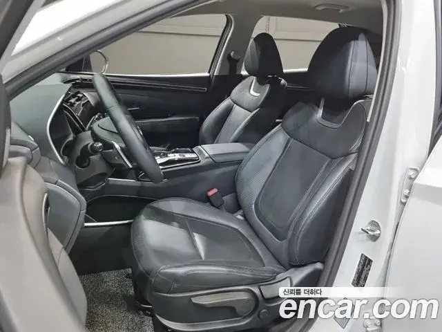 Hyundai Tucson Hybrid 2021 — ფოტო 15/20