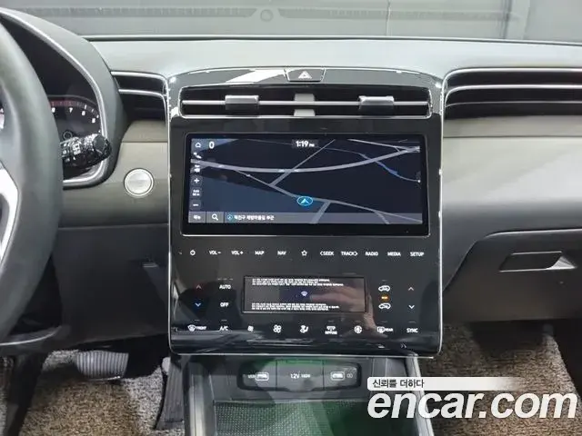 Hyundai Tucson Hybrid 2021 — ფოტო 4/20
