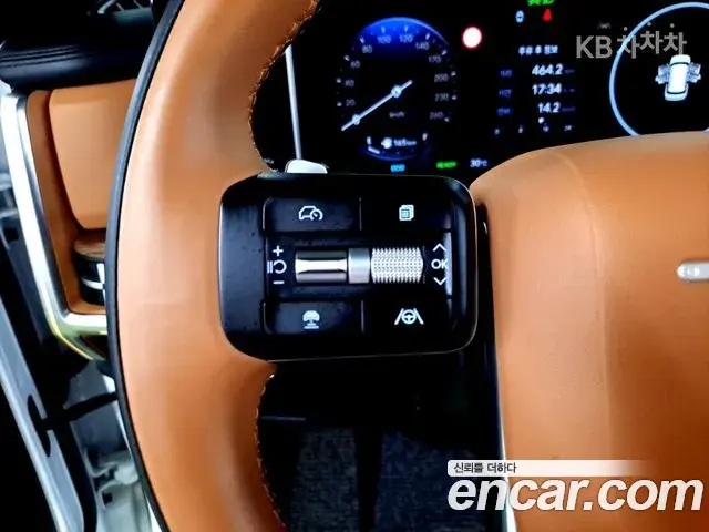 Hyundai Santa Fe 2023 — ფოტო 3/20