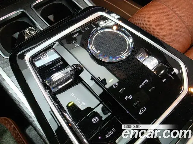 BMW 7 Series 2023 — Photo 20/20