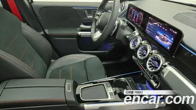 Mercedes-Benz GLB-Class 2025 — ფოტო 3/20