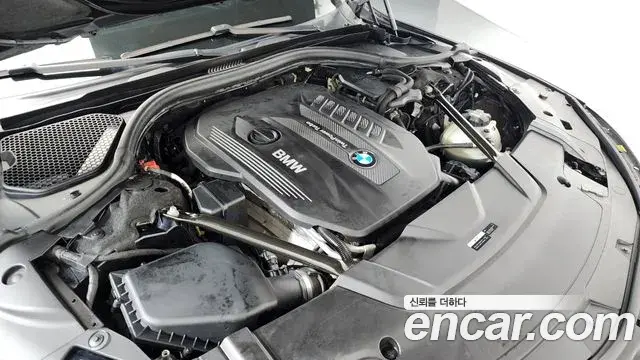 BMW 7 Series 2018 — Photo 8/40