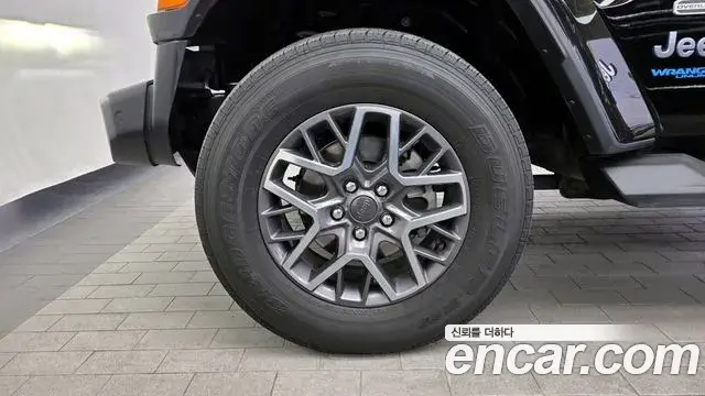Jeep Wrangler 2021 — Şəkil 15/20