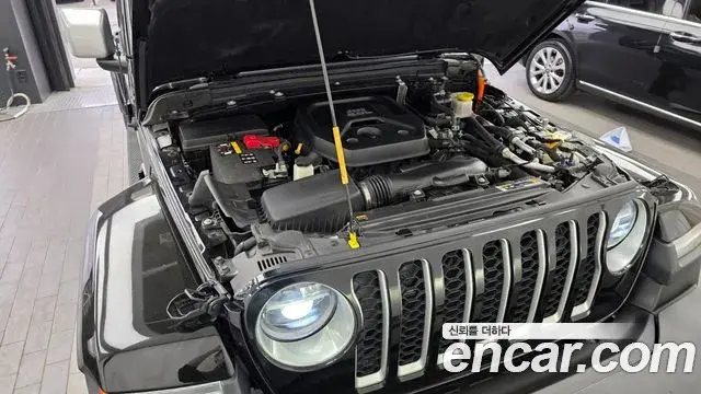 Jeep Wrangler 2021 — Şəkil 5/20