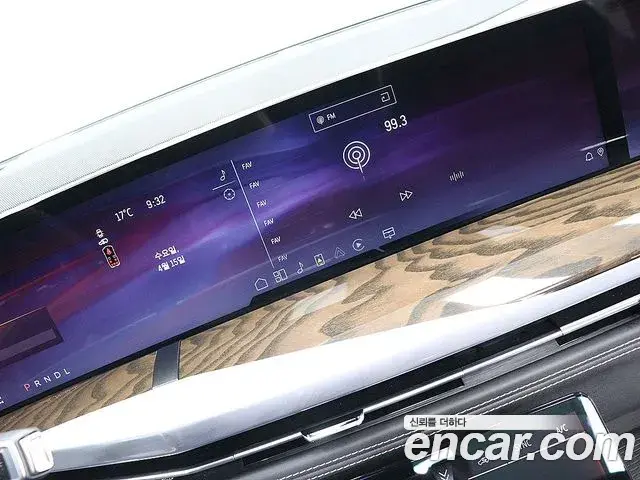 Cadillac Escalade 2025 — Şəkil 10/19