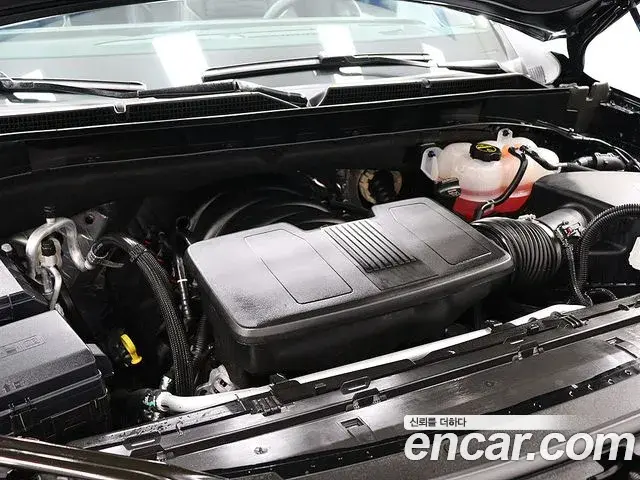Cadillac Escalade 2025 — Şəkil 14/19