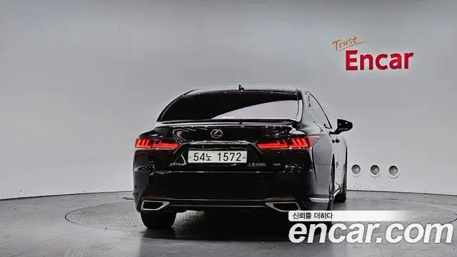 Lexus LS500 2018 — Şəkil 8/20