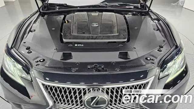 Lexus LS500 2018 — Şəkil 15/20