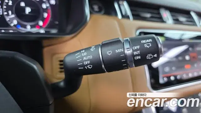 Land Rover Range Rover Sport 2021 — Şəkil 32/33