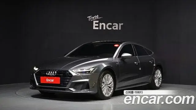 Audi A7 2021 — ფოტო 13/20