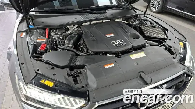 Audi A7 2021 — ფოტო 5/20