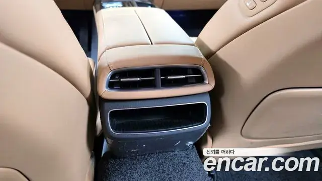 Genesis G80 2022 — ფოტო 2/31