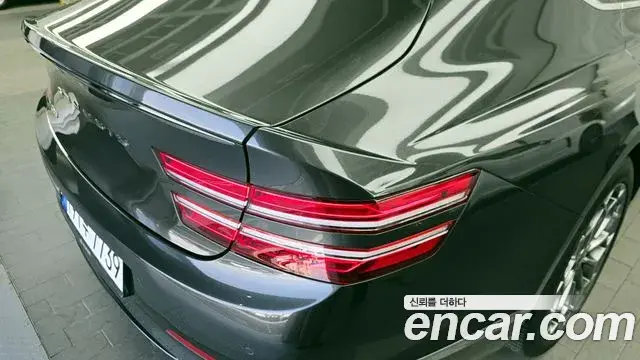 Genesis G80 2022 — ფოტო 25/31