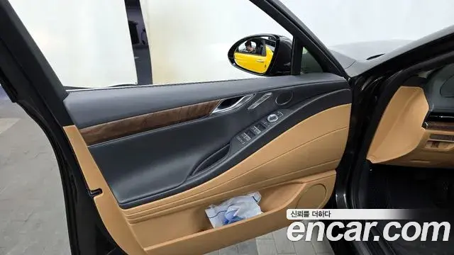 Genesis G80 2022 — ფოტო 30/31
