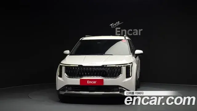 Kia Carnival 2023 — Фото 3/20