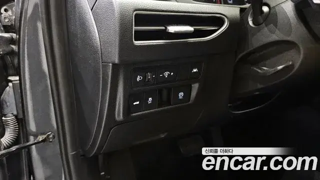 Hyundai Sonata Hybrid 2020 — Photo 6/32