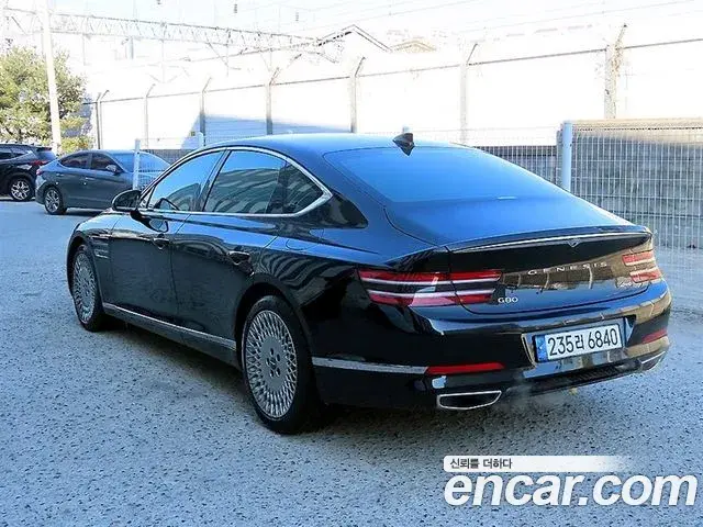 Genesis G80 2020 — ფოტო 14/20