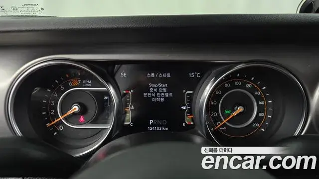 Jeep Wrangler 2019 — Şəkil 7/20