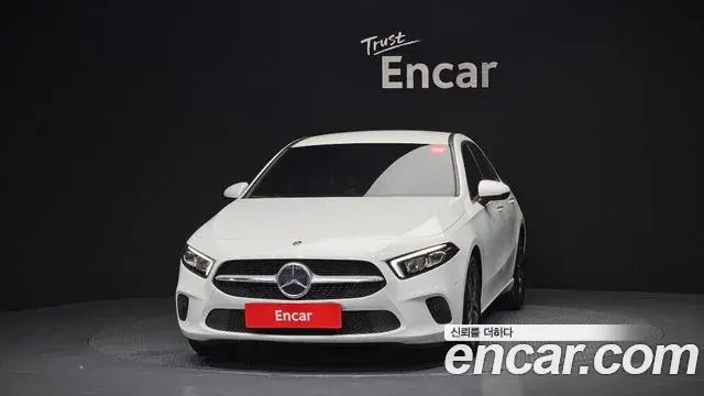 Mercedes-Benz A-Class 2021 — Photo 6/20