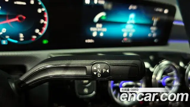 Mercedes-Benz A-Class 2021 — Photo 18/20