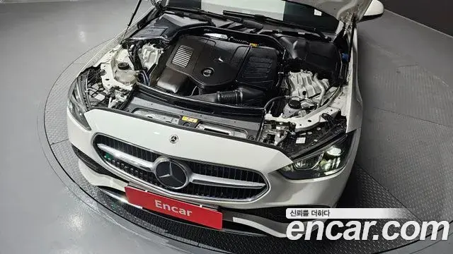 Mercedes-Benz C-Class 2023 — ფოტო 17/30