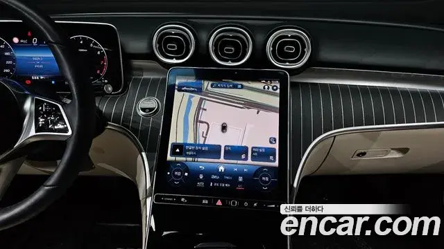 Mercedes-Benz C-Class 2023 — ფოტო 13/30