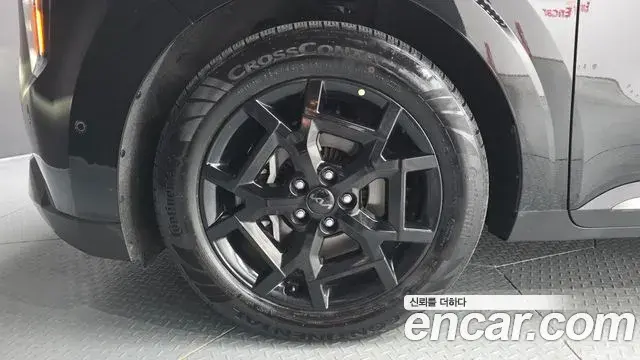 Kia Carnival 2025 — Şəkil 18/36