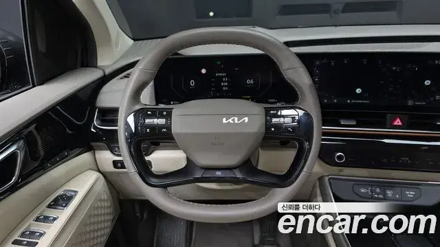 Kia Carnival 2025 — Şəkil 15/36