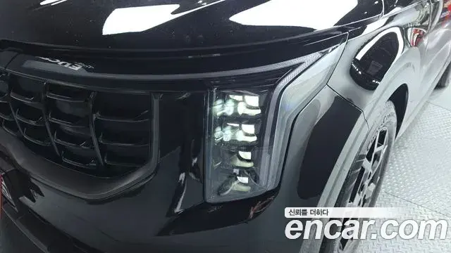 Kia Carnival 2025 — Şəkil 12/36
