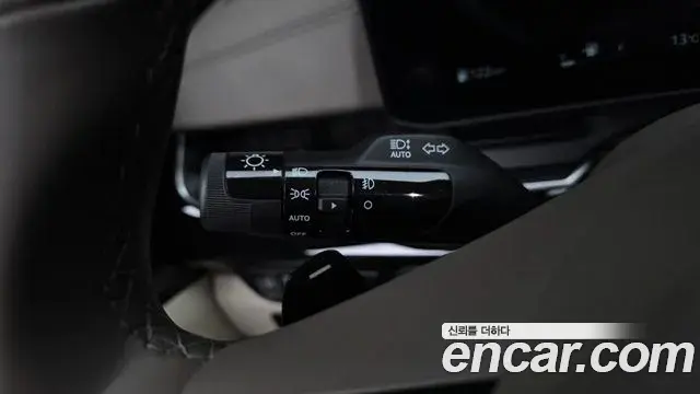Kia Carnival 2025 — Şəkil 13/36