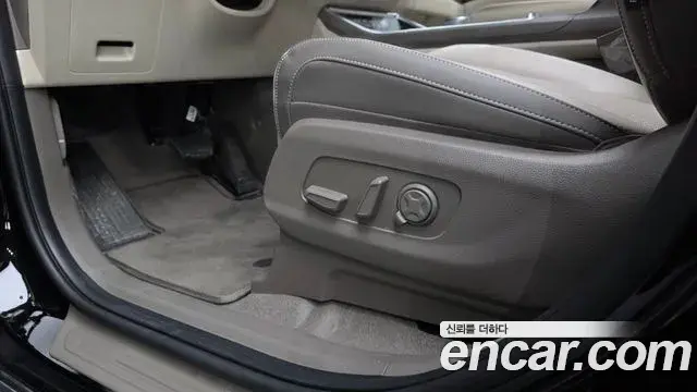 Kia Carnival 2025 — Şəkil 22/36