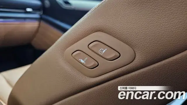Genesis GV80 2022 — Photo 39/45
