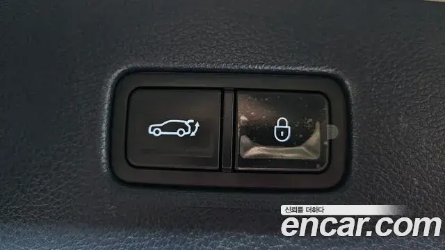 Genesis GV80 2022 — Photo 16/45