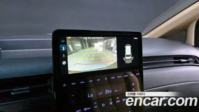 Hyundai Staria 2023 — ფოტო 15/20