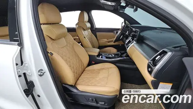 Kia Sorento 2021 — ფოტო 4/38
