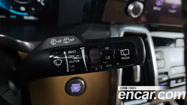 Kia Sorento 2021 — ფოტო 31/38