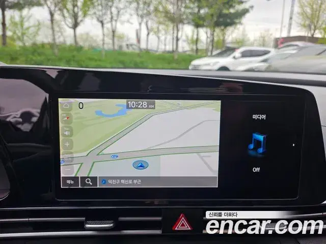Hyundai The New Avante Hybrid 2021 — Şəkil 10/20