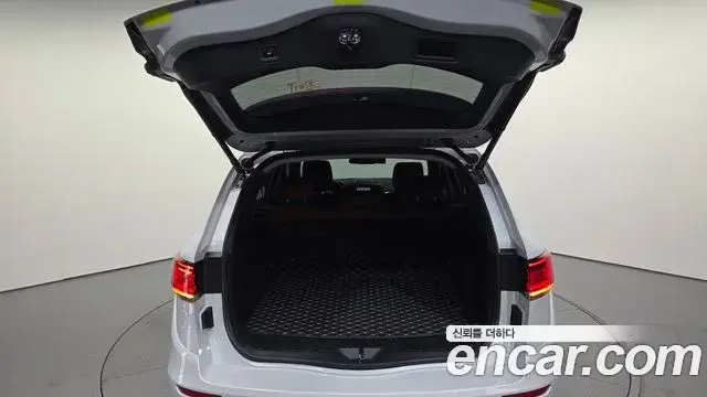 Renault Samsung QM6 2021 — Фото 20/20